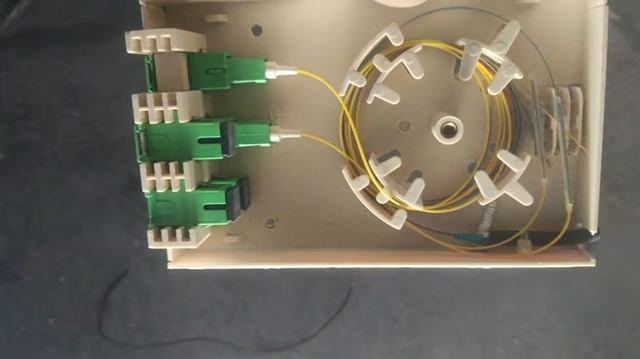 Fibre splice tray by AFRA Electrician